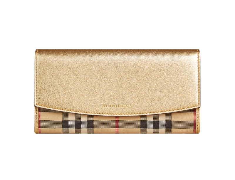 Burberry Horseferry金色皮革拼格紋長夾,21,500元。